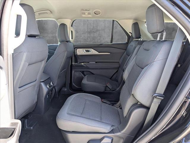 new 2025 Ford Explorer car, priced at $38,601