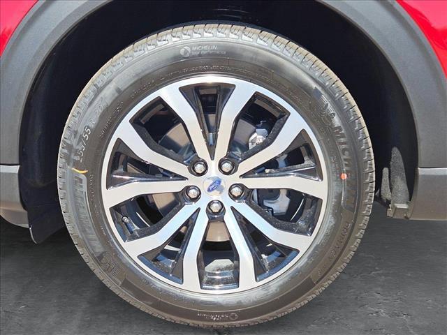 new 2025 Ford Explorer car, priced at $43,400