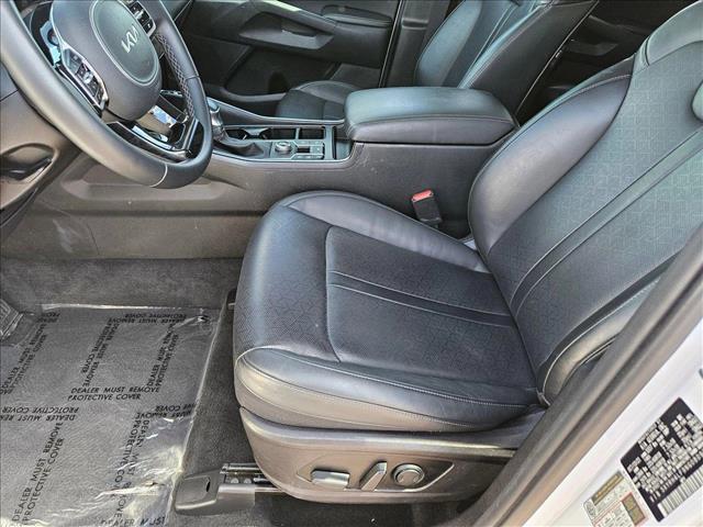 used 2022 Kia Sorento car, priced at $28,582
