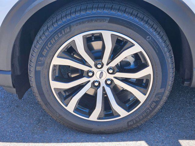new 2025 Ford Explorer car, priced at $45,885