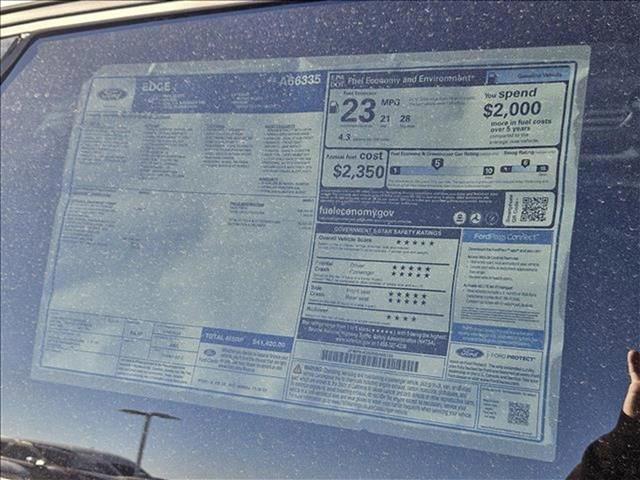 new 2024 Ford Edge car, priced at $32,408