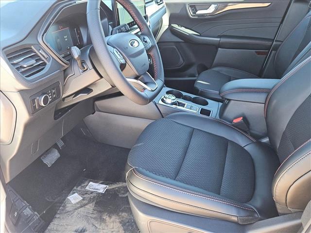 new 2025 Ford Escape car, priced at $27,500
