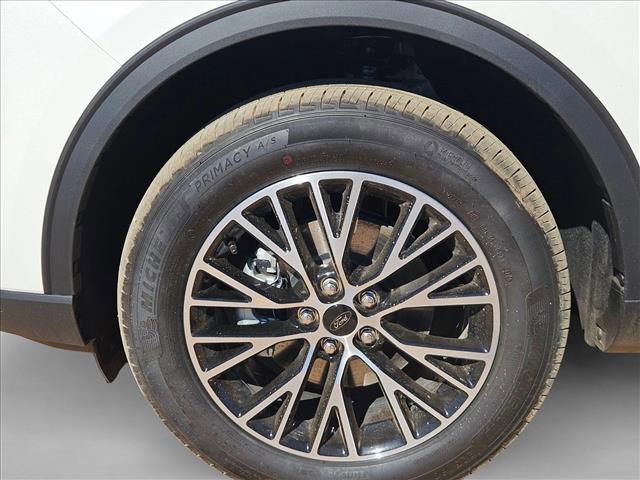 new 2026 Ford Escape PHEV car, priced at $33,390