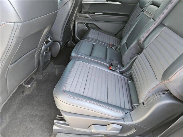 new 2025 Ford Explorer car, priced at $45,885