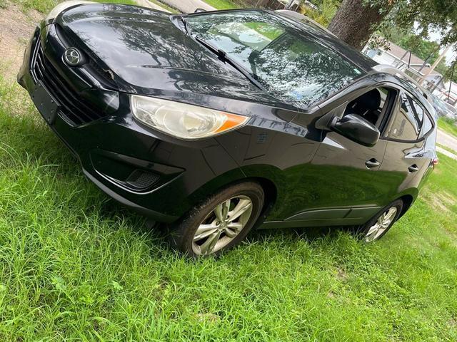 used 2010 Hyundai Tucson car, priced at $3,500