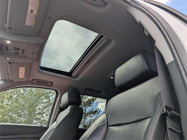 used 2020 GMC Yukon car, priced at $32,690