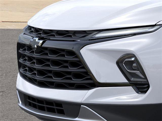 new 2025 Chevrolet Blazer car, priced at $45,674