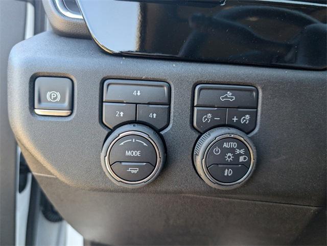 new 2025 Chevrolet Silverado 2500 car, priced at $53,304