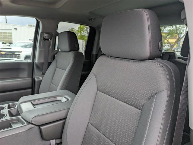 new 2025 Chevrolet Silverado 2500 car, priced at $53,327