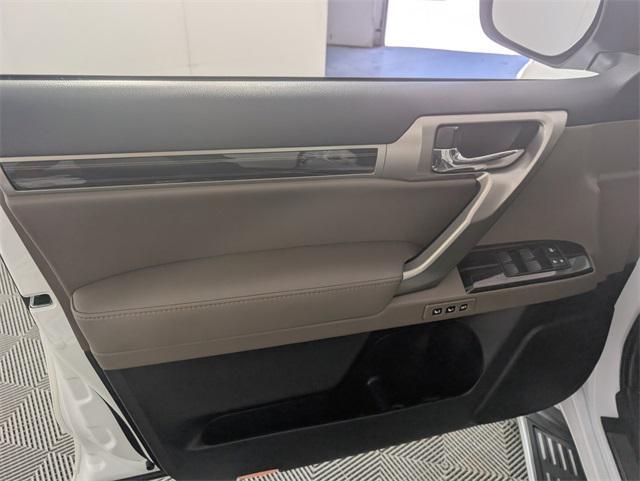 used 2020 Lexus GX 460 car, priced at $43,191