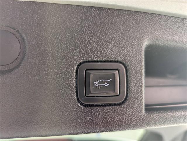 used 2020 Chevrolet Equinox car, priced at $17,190