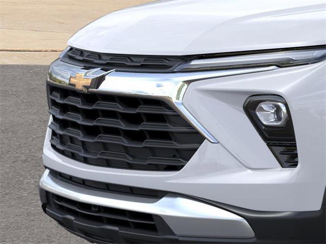 new 2025 Chevrolet TrailBlazer car, priced at $28,585