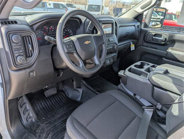 new 2025 Chevrolet Silverado 3500 car, priced at $52,620