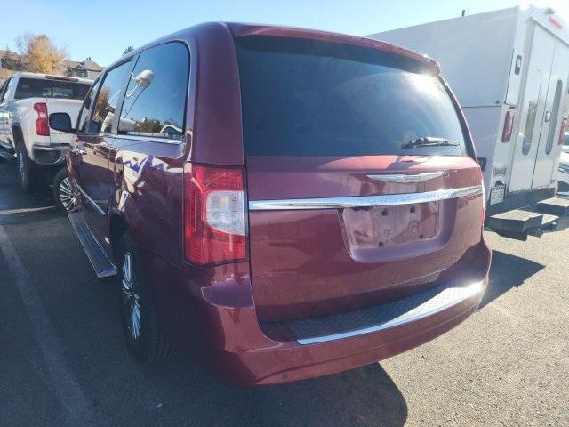 used 2014 Chrysler Town & Country car, priced at $9,990