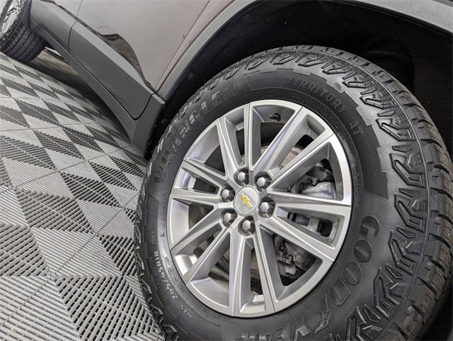 used 2022 Chevrolet Traverse car, priced at $33,690