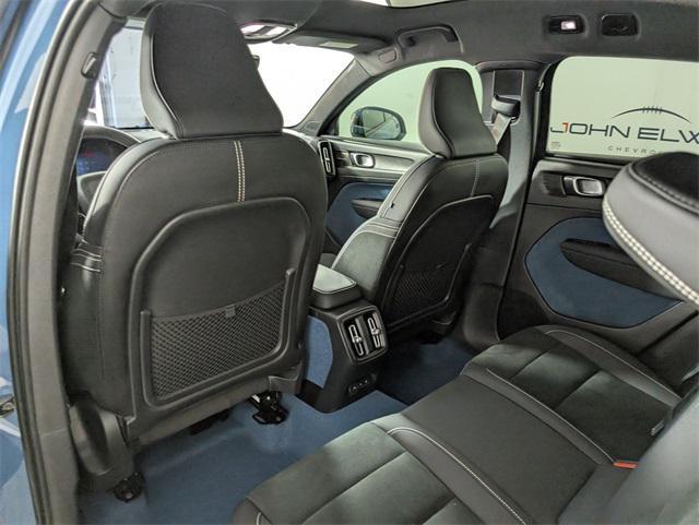 used 2022 Volvo C40 Recharge Pure Electric car, priced at $31,690
