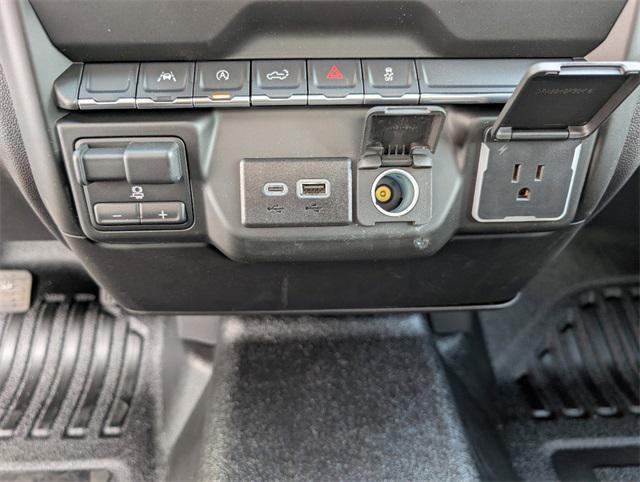 new 2025 Chevrolet Silverado 1500 car, priced at $43,329