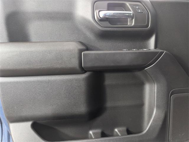 new 2024 Chevrolet Silverado 1500 car, priced at $46,694