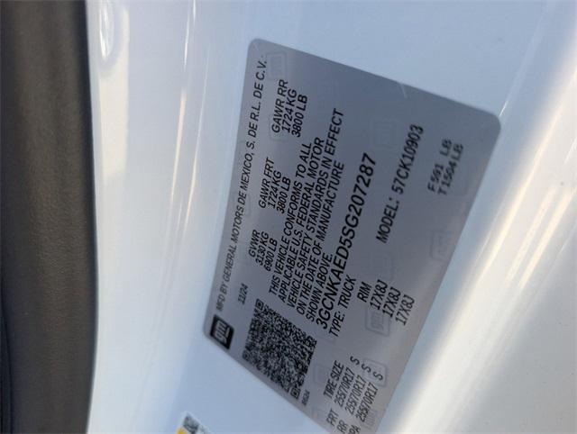 new 2025 Chevrolet Silverado 1500 car, priced at $43,329