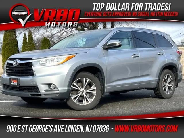 used 2016 Toyota Highlander car, priced at $14,995