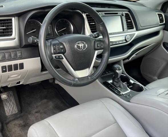 used 2016 Toyota Highlander car, priced at $14,995