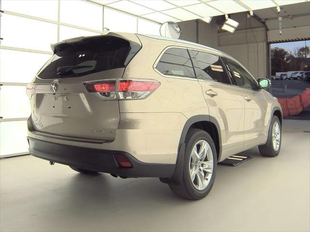 used 2016 Toyota Highlander car, priced at $16,995