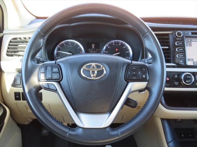 used 2016 Toyota Highlander car, priced at $15,995