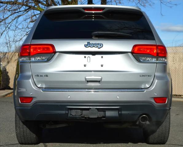 used 2017 Jeep Grand Cherokee car, priced at $12,995