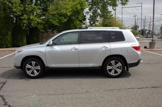 used 2011 Toyota Highlander car, priced at $7,395