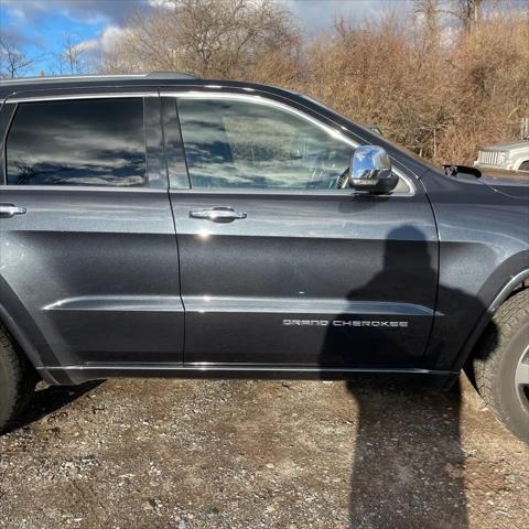 used 2015 Jeep Grand Cherokee car, priced at $8,995