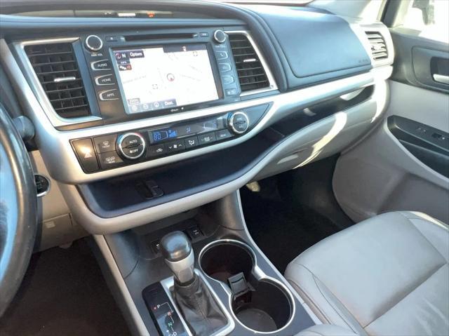 used 2015 Toyota Highlander car, priced at $15,995