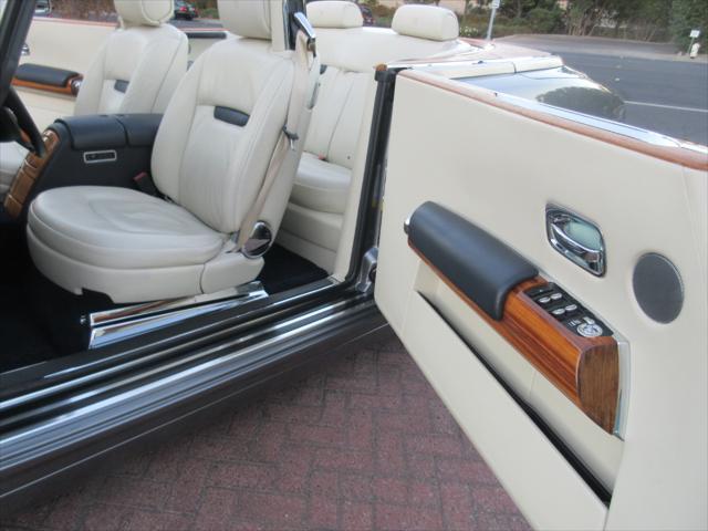 used 2010 Rolls-Royce Phantom Drophead Coupe car, priced at $169,995