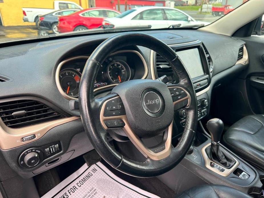 used 2016 Jeep Cherokee car, priced at $12,995