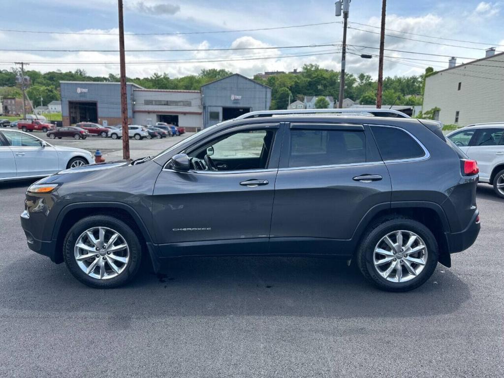 used 2015 Jeep Cherokee car, priced at $13,995