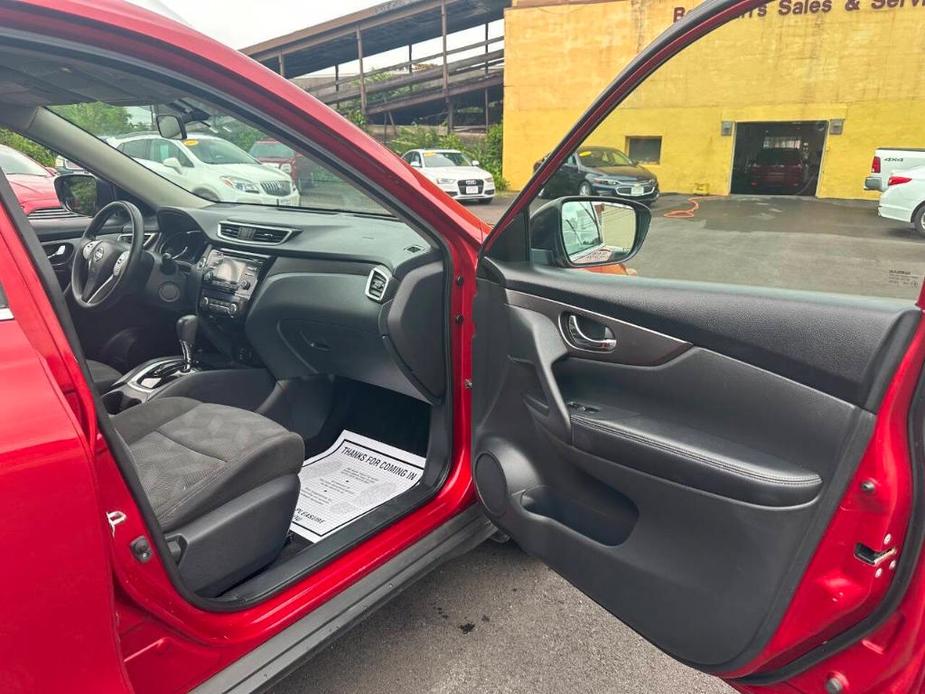 used 2016 Nissan Rogue car, priced at $13,994