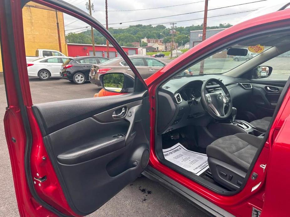 used 2016 Nissan Rogue car, priced at $13,994