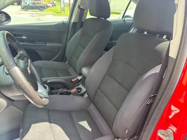 used 2014 Chevrolet Cruze car, priced at $8,495