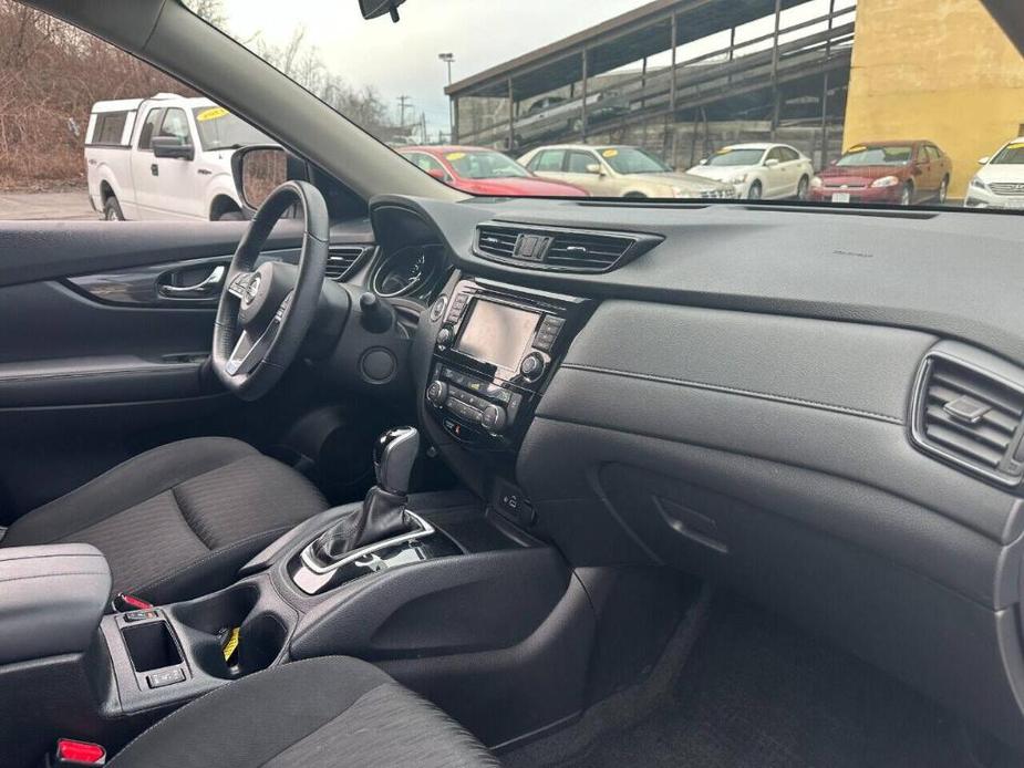 used 2019 Nissan Rogue car, priced at $17,595