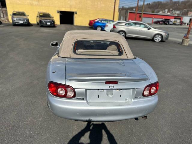 used 2003 Mazda MX-5 Miata car, priced at $10,995