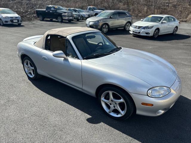 used 2003 Mazda MX-5 Miata car, priced at $10,995