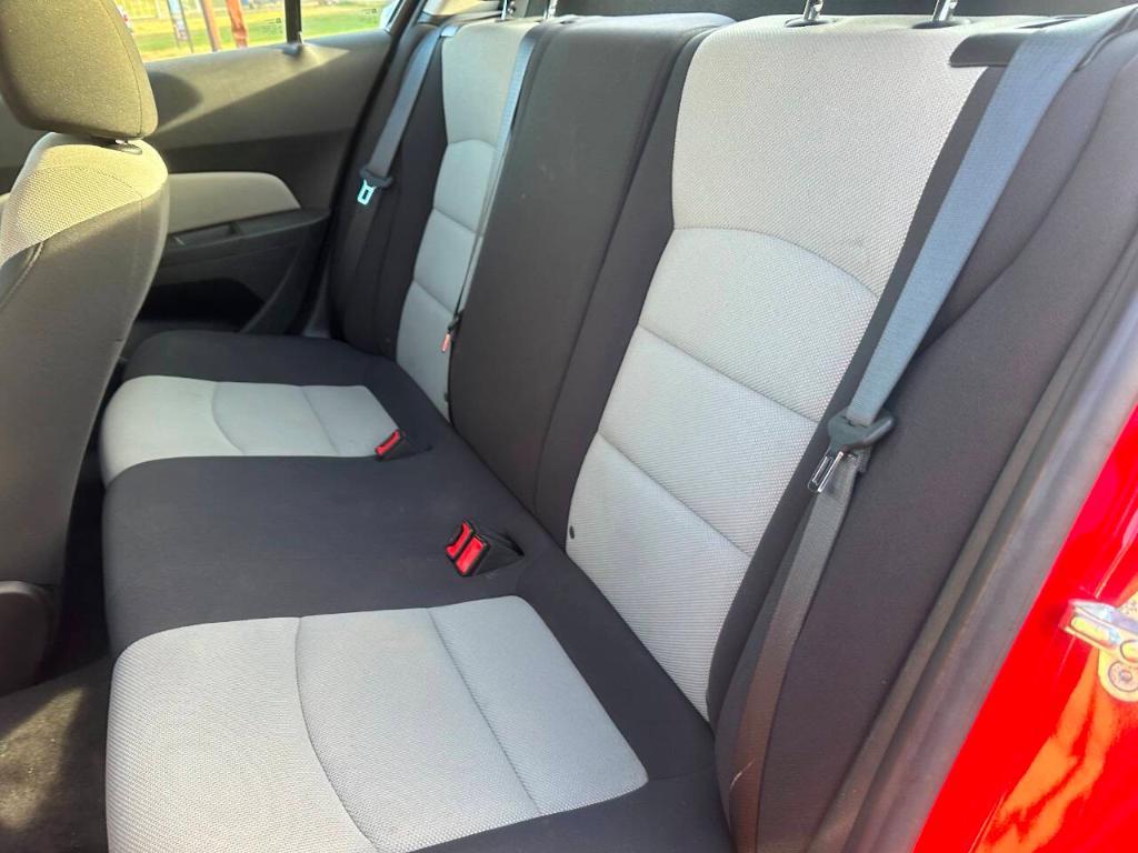 used 2015 Chevrolet Cruze car, priced at $7,995