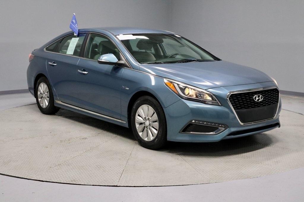 used 2016 Hyundai Sonata Hybrid car, priced at $13,149