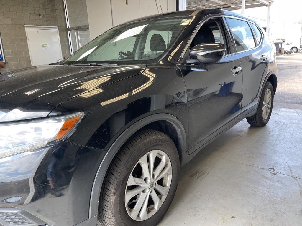 used 2015 Nissan Rogue car, priced at $10,656