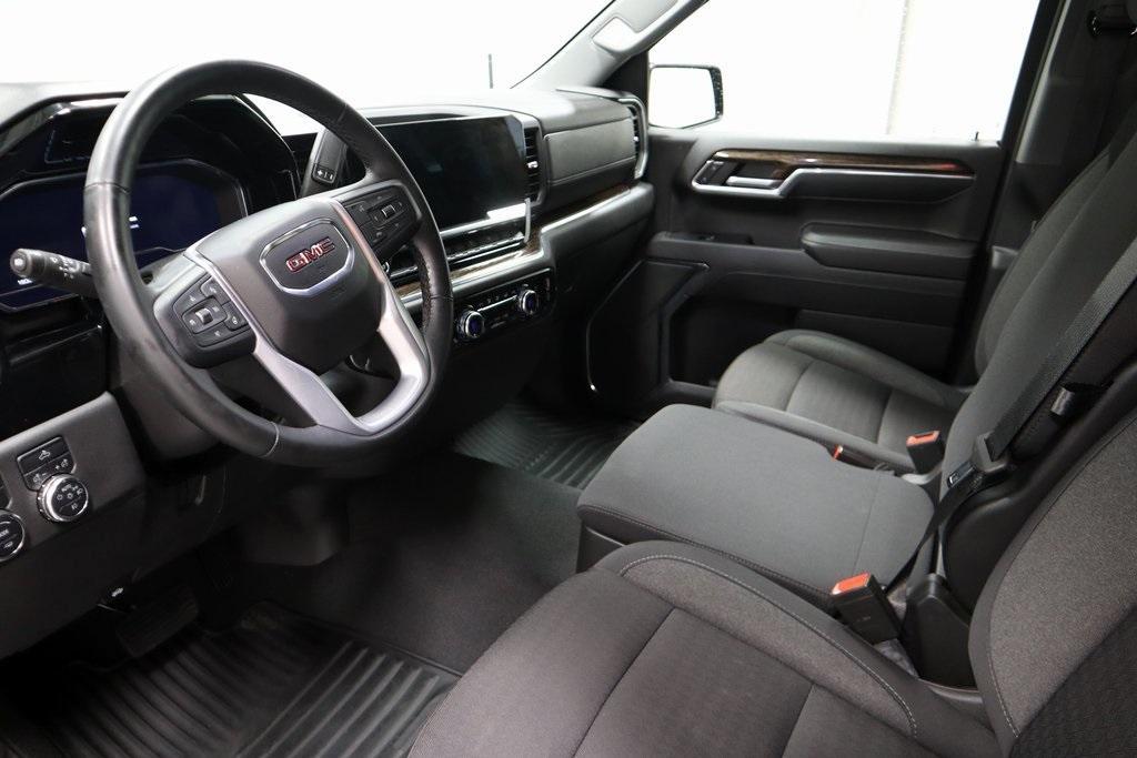 used 2023 GMC Sierra 1500 car, priced at $44,143