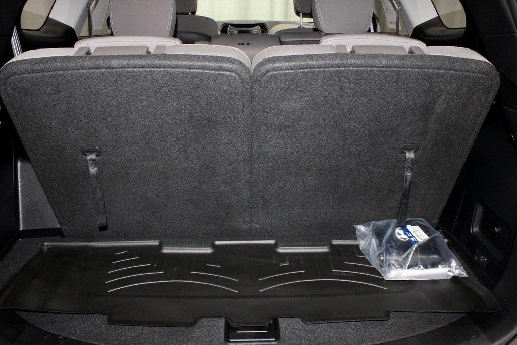 used 2015 Hyundai Santa Fe car, priced at $10,102