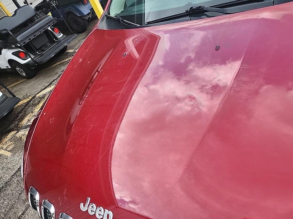used 2015 Jeep Cherokee car, priced at $11,151