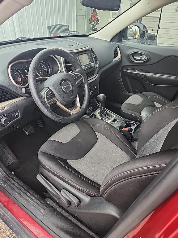used 2015 Jeep Cherokee car, priced at $11,151