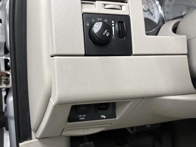 used 2008 Chrysler Aspen car, priced at $5,999