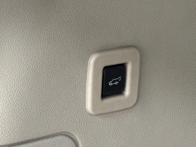 used 2015 Lincoln Navigator car, priced at $16,999