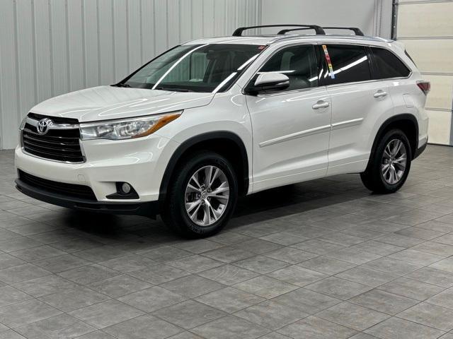 used 2015 Toyota Highlander car, priced at $12,784